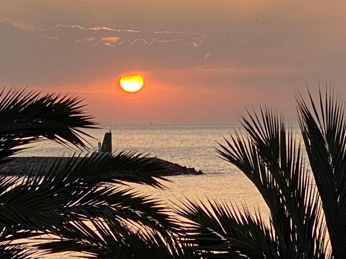 Apartamento Frente Al Mar En El Campello Kültér fotó